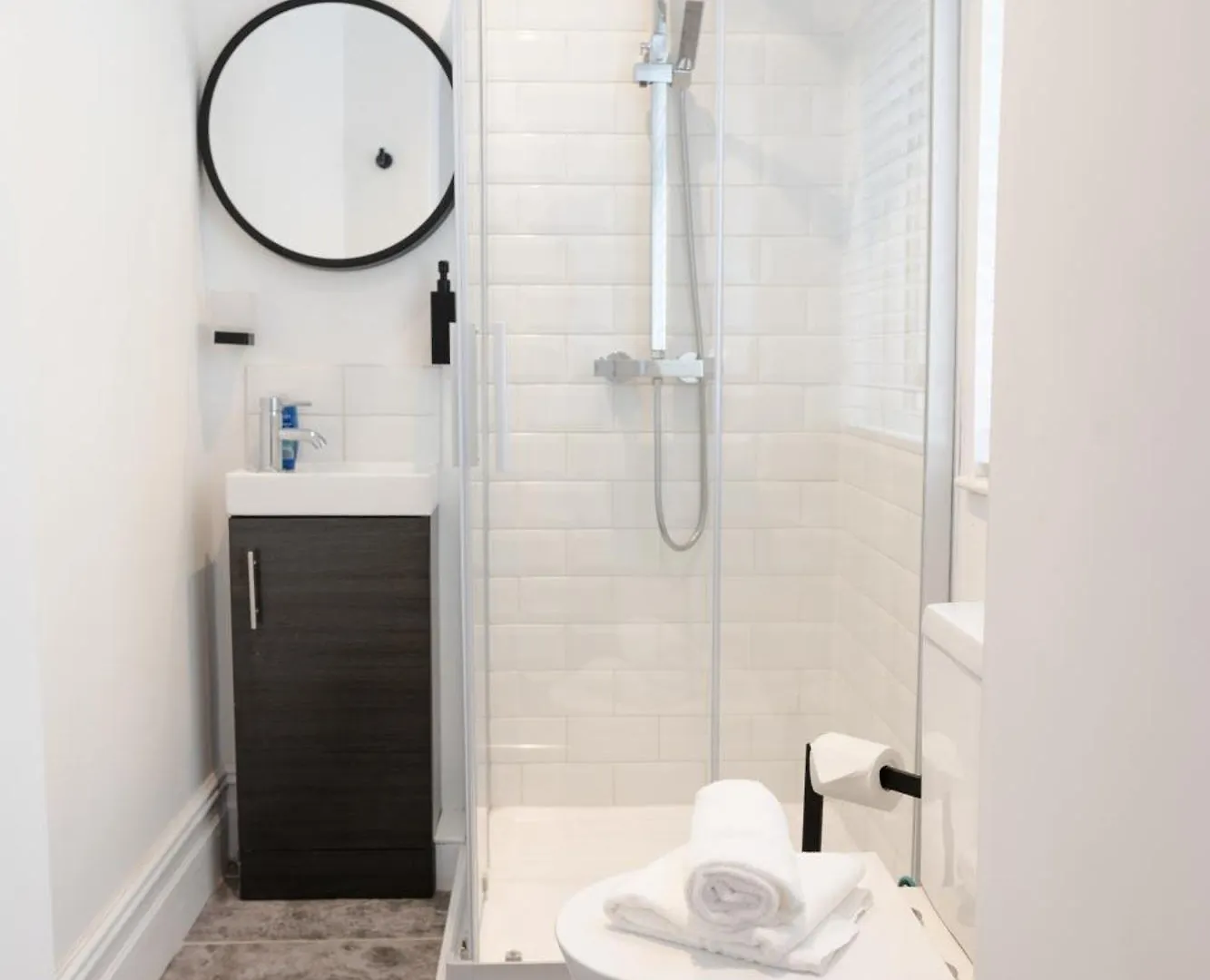 Bay City Studio Apartments Cardiff 0*,
